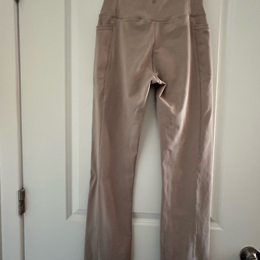 DANSKIN • Cross Waist Yoga Pants • S • - Picture 4 of 8